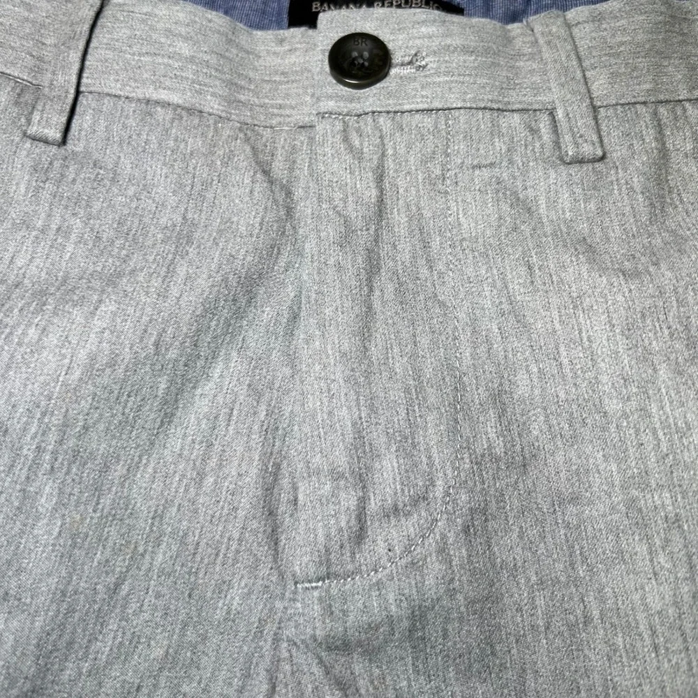 Banana Republic Mens Size 28x32 Kentfield Chino Pants Slim Fit Heather Gray Work